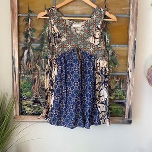 Odd Molly surrendering to win Tank Blouse -Med